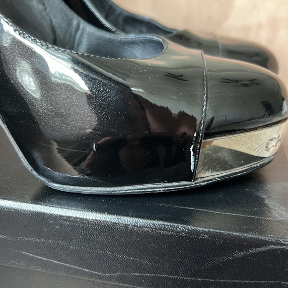 Chanel Black Patent Platform Pumps Size 40 - Picture 8 of 9